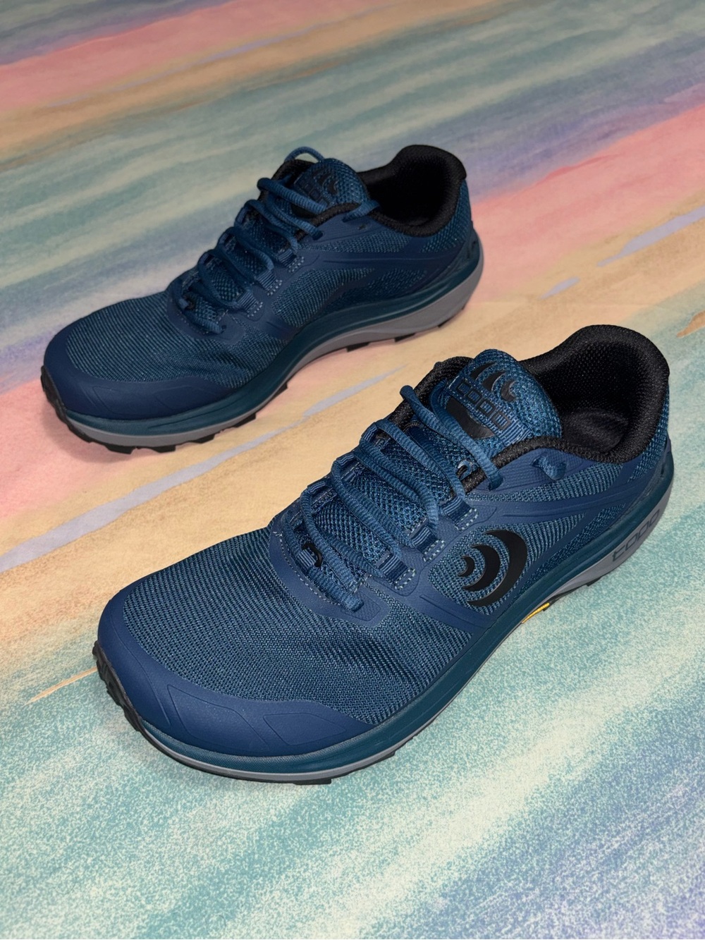 Topo Athletic Terraventure 4 navy black shoes men’s size 7.5 Trail Running shoes